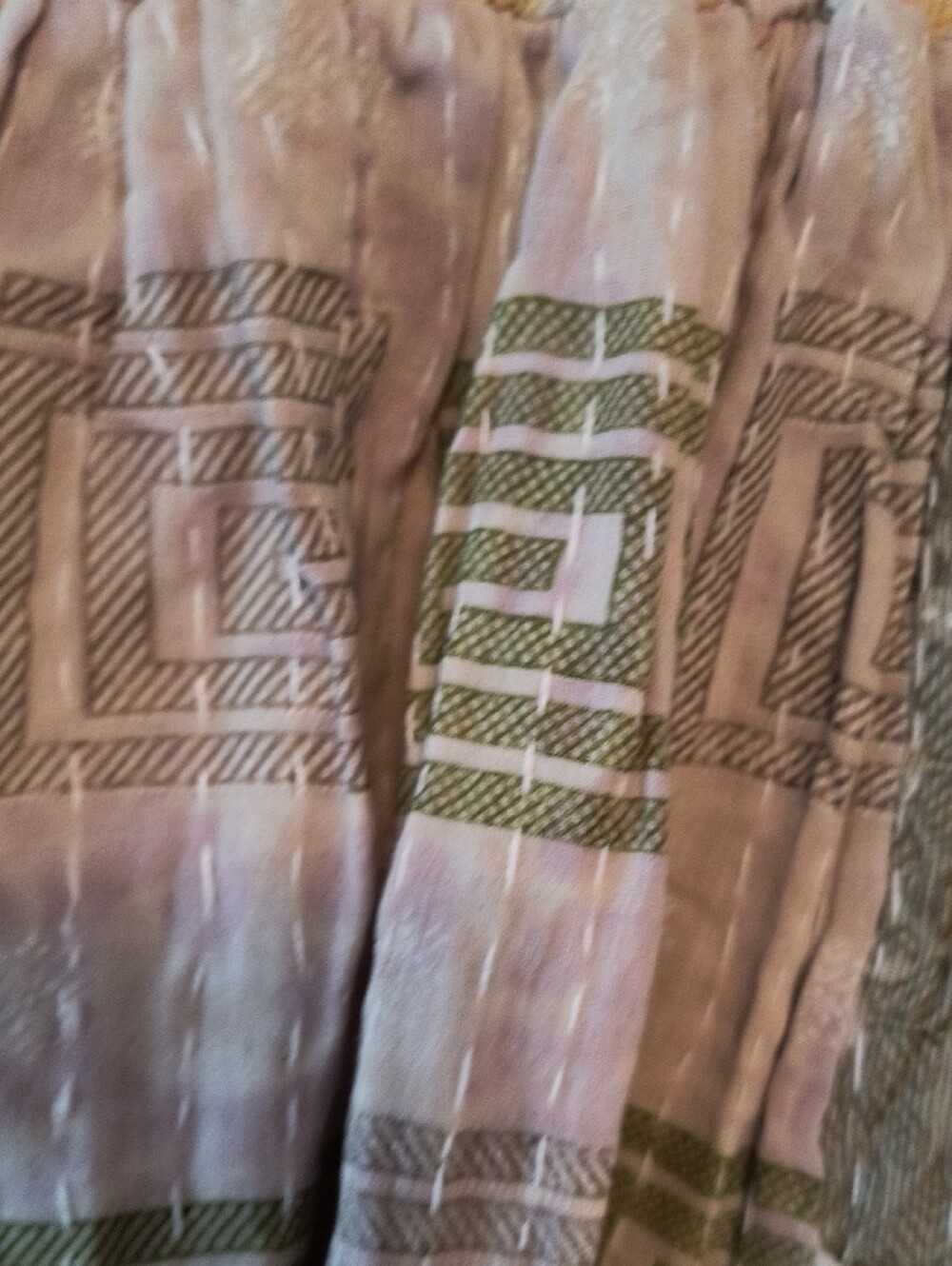 Kantha Bae harem pants - Picture 2 of 6
